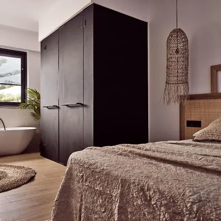 Ioli Exclusive Villa, A Glorious Family Retreat, By Thinkvilla Βίλα *