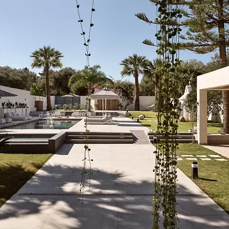 Ioli Exclusive Villa, A Glorious Retreat, By Thinkvilla * Akrotiri (Zakynthos)