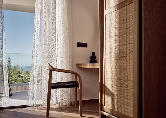 Ioli Exclusive Villa, A Glorious Family Retreat, By Thinkvilla Akrotiri (Zakynthos)